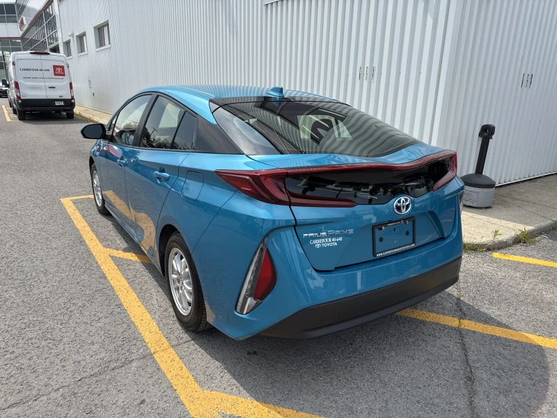 2022 TOYOTA PRIUS used and pre-owned for sales near Repentigny and Montréal à vendre