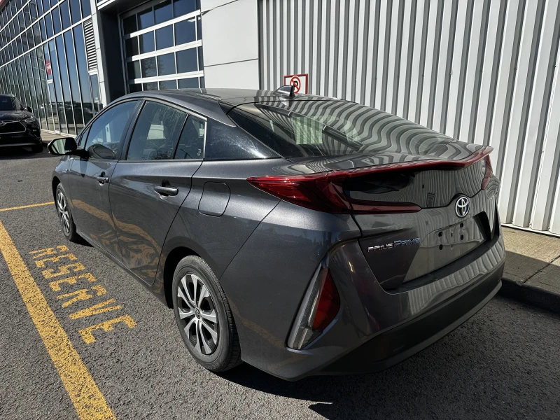 2022 TOYOTA PRIUS used and pre-owned for sales near Repentigny and Montréal à vendre