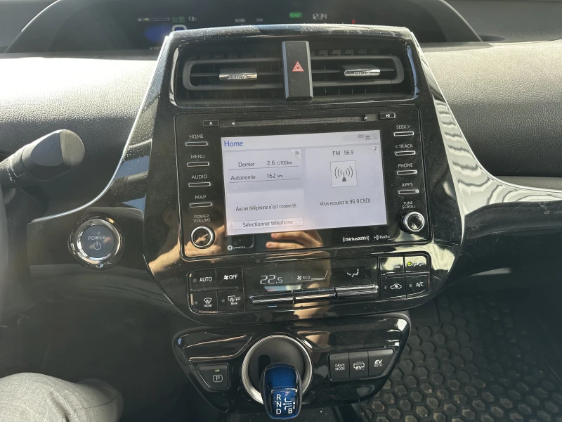 2022 TOYOTA PRIUS used and pre-owned for sales near Repentigny and Montréal à vendre