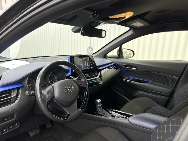 2022 TOYOTA C-HR used and pre-owned for sales near Repentigny and Montréal à vendre