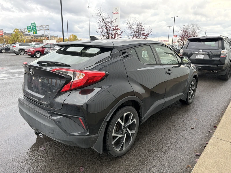 2022 TOYOTA C-HR used and pre-owned for sales near Repentigny and Montréal à vendre