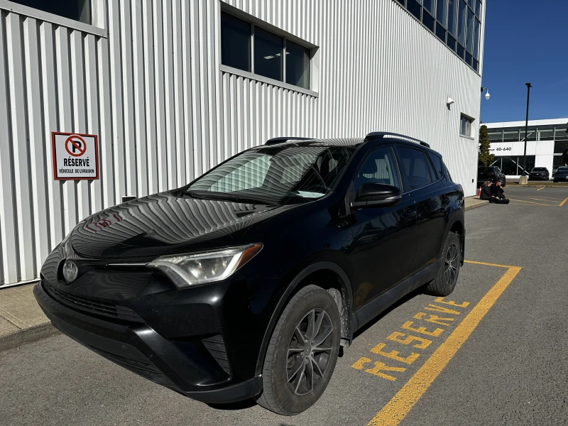 2017 TOYOTA RAV4 used and pre-owned for sales near Repentigny and Montréal à vendre
