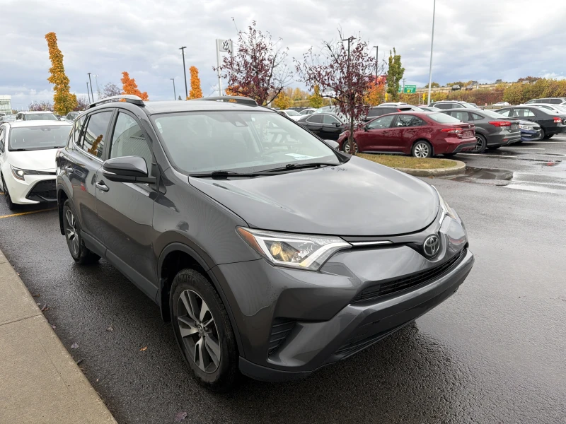 2018 TOYOTA RAV4 used and pre-owned for sales near Repentigny and Montréal à vendre