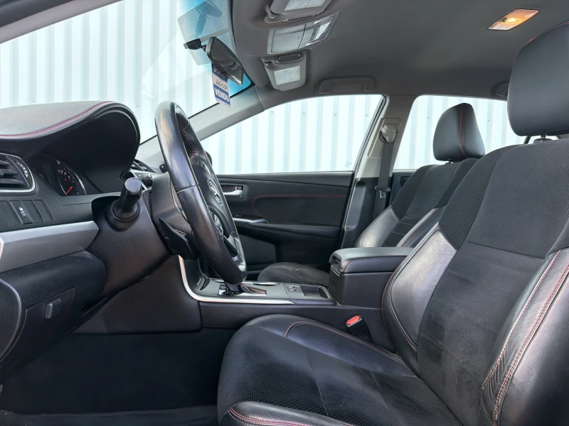 TOYOTA CAMRY 2017 à vendre près Repentigny et de Montréal à vendre