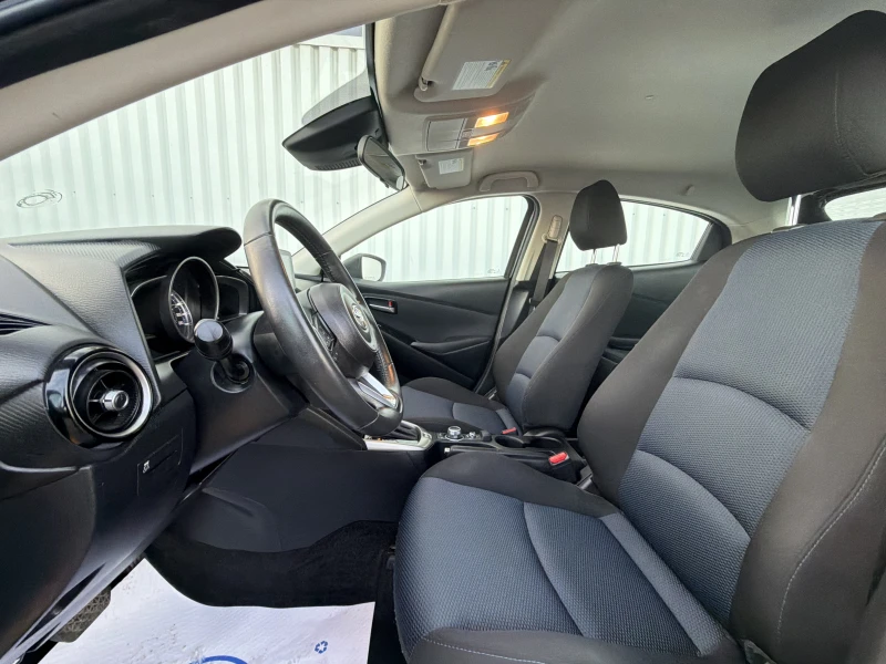 TOYOTA YARIS HATCHBACK 2020 à vendre près Repentigny et de Montréal à vendre