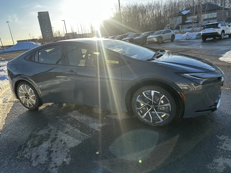 2025 TOYOTA PRIUS PLUG-IN HYBRID used and pre-owned for sales near Repentigny and Montréal à vendre