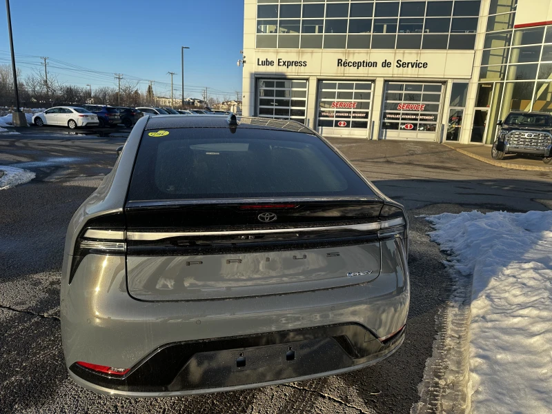 2025 TOYOTA PRIUS PLUG-IN HYBRID used and pre-owned for sales near Repentigny and Montréal à vendre