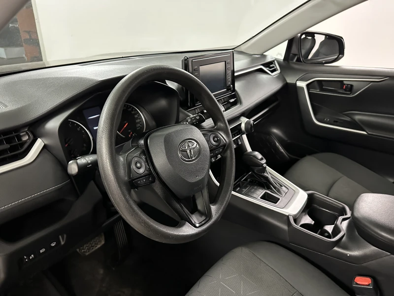 TOYOTA RAV4 2021 usagée et d’occasion à vendre près Repentigny et de Montréal