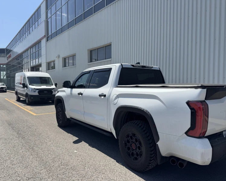 TOYOTA TUNDRA 2023 à vendre près Repentigny et de Montréal à vendre