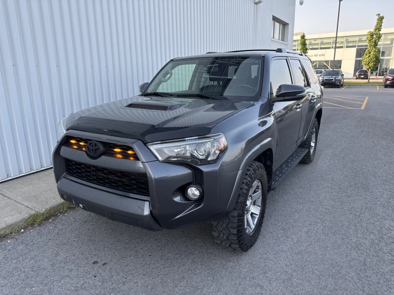 TOYOTA 4RUNNER 2015 à vendre près Repentigny et de Montréal