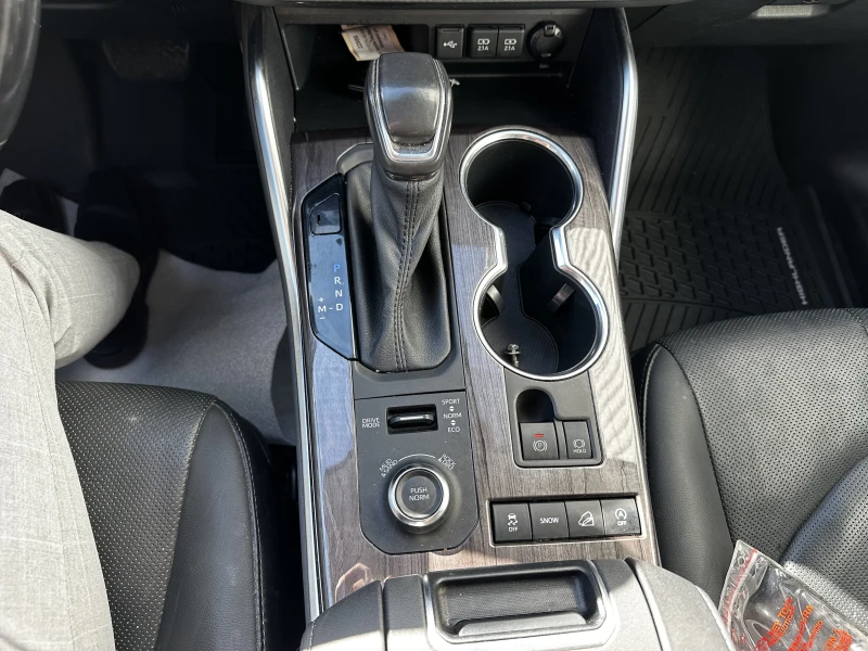TOYOTA HIGHLANDER 2020 à vendre près Repentigny et de Montréal à vendre