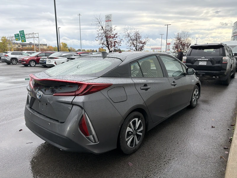TOYOTA PRIUS PRIME 2017 à vendre près Repentigny et de Montréal à vendre