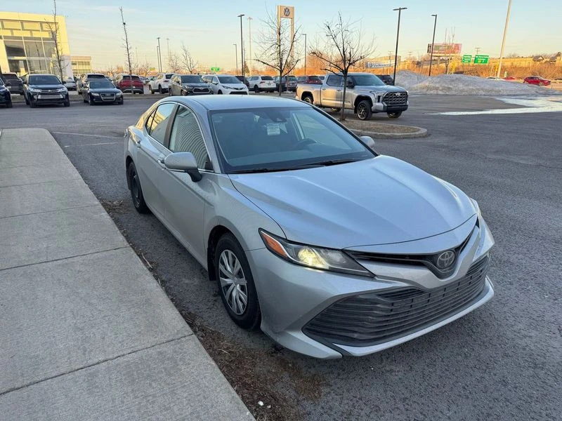 TOYOTA CAMRY 2020 à vendre près Repentigny et de Montréal à vendre