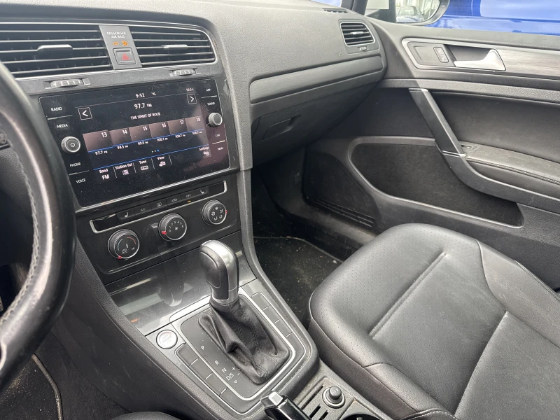 VOLKSWAGEN GOLF 2018 à vendre près Repentigny et de Montréal à vendre